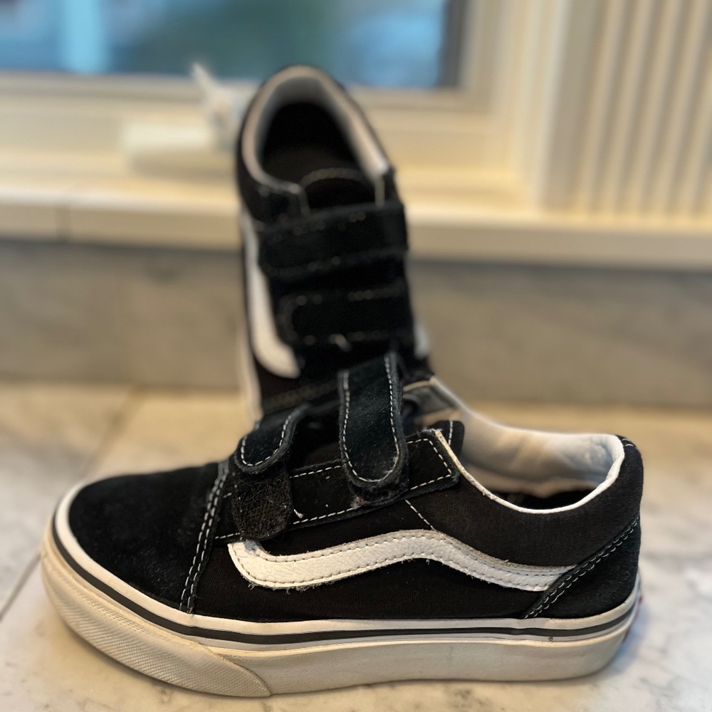 Vans size 13.5 boys black suede